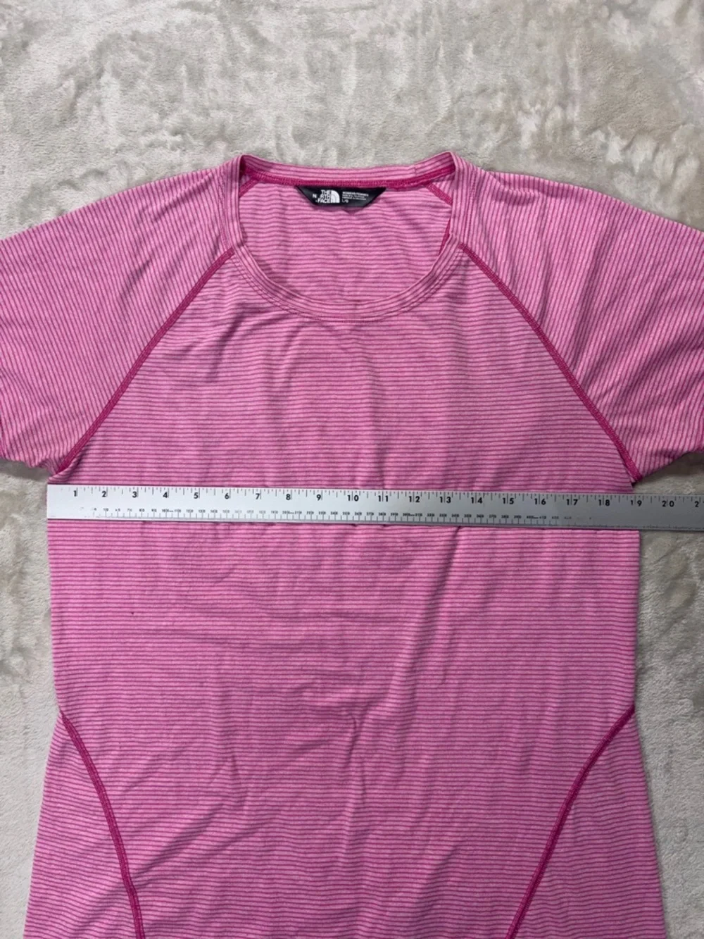 The North Face Pink Athletic Top Women’s Large Striped Short Sleeve Tee - Picture 6 of 7